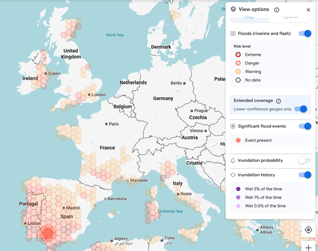 Google Crisis Area Flood Hub showing risk level, event present, inundation probability, and inundation history. 